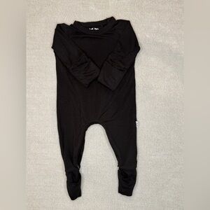 Little Sleepies Black Crescent Zippy, Size Preemie